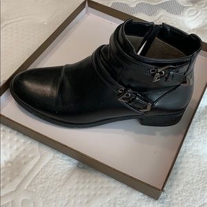 Ankle boots (flat)